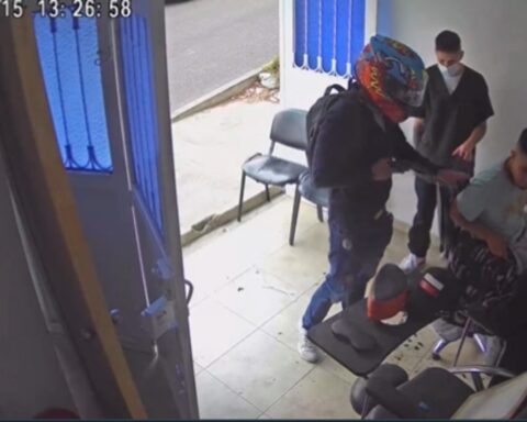 Outrageous assault in a barbershop in the south of Bogotá: even a child was the victim of theft