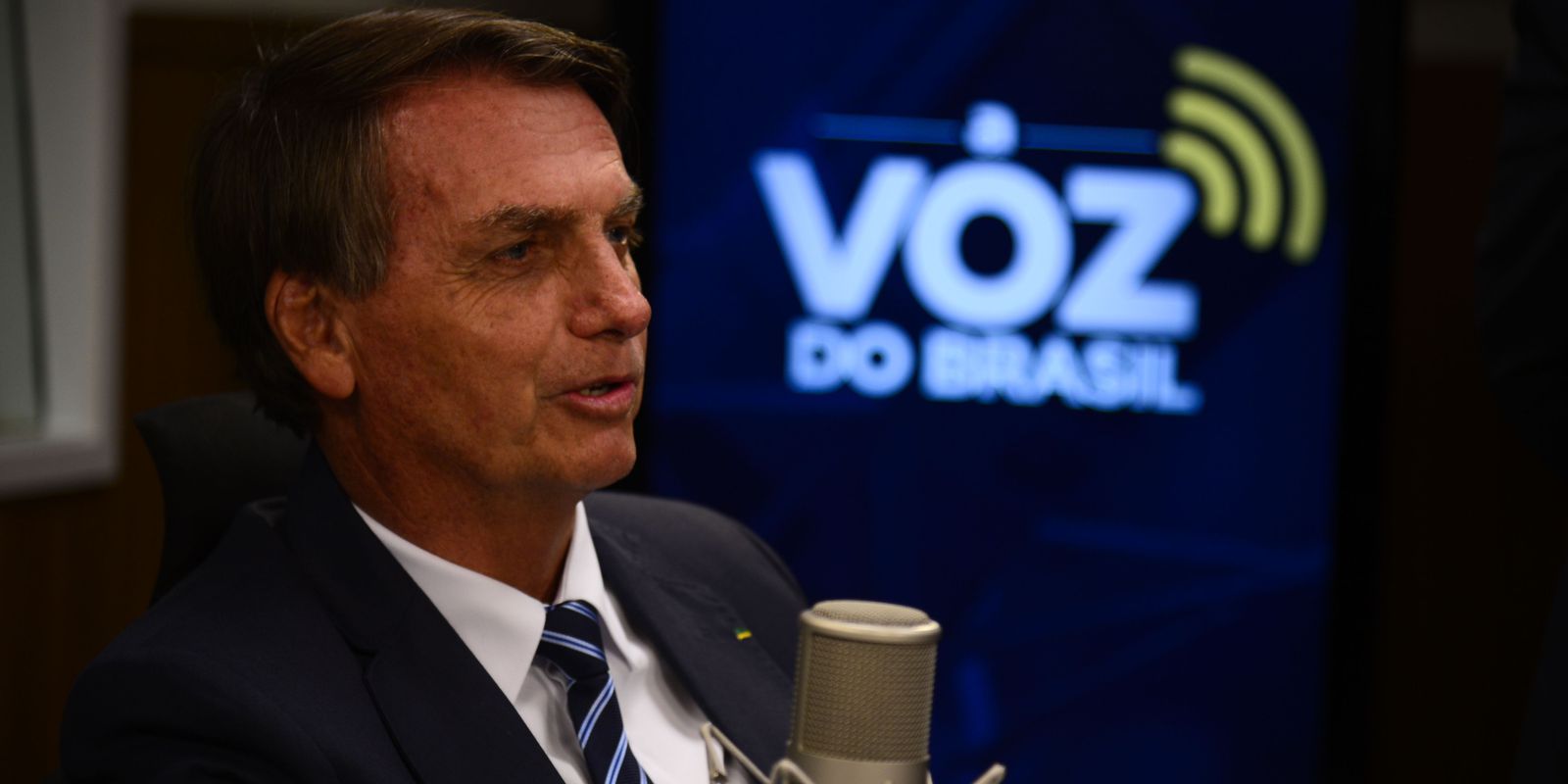 President Bolsonaro talks about Aid Brazil and priorities for 2022