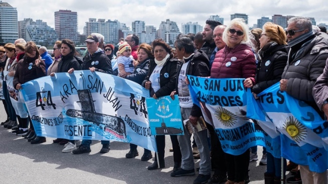 Relatives of those who died in the ARA San Juan ask that Macri not be able to travel to Uruguay