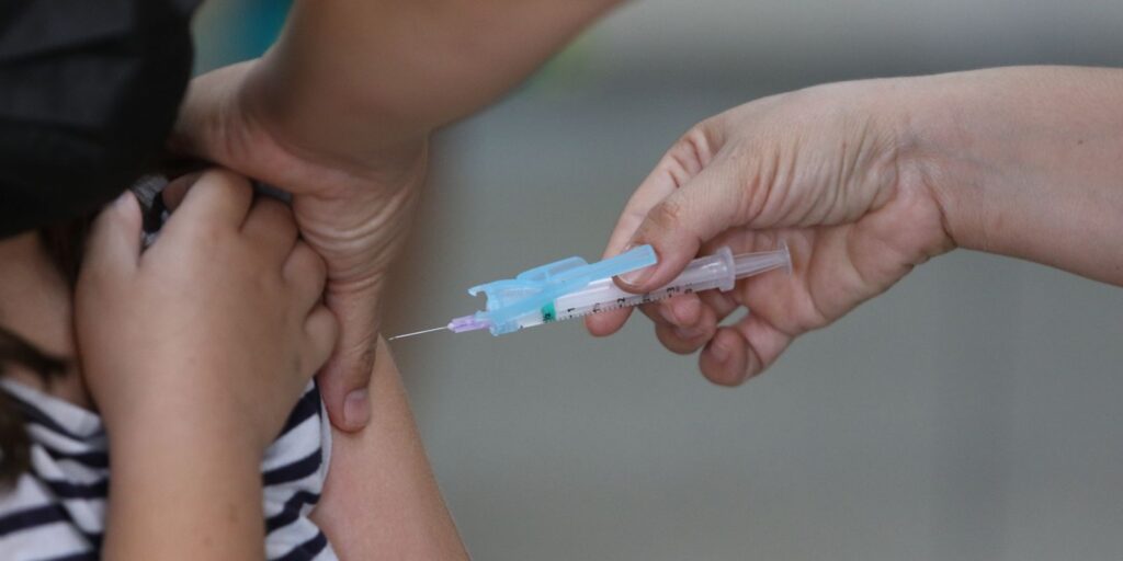 SP starts vaccination campaign in public and private schools