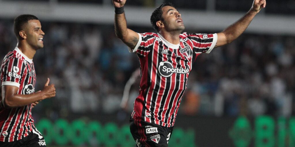 São Paulo tramples Santos and completes 4 games without losing in the State