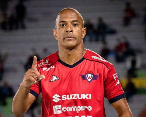 Serginho scored Wilstermann's winning goal over Independiente (1-0)