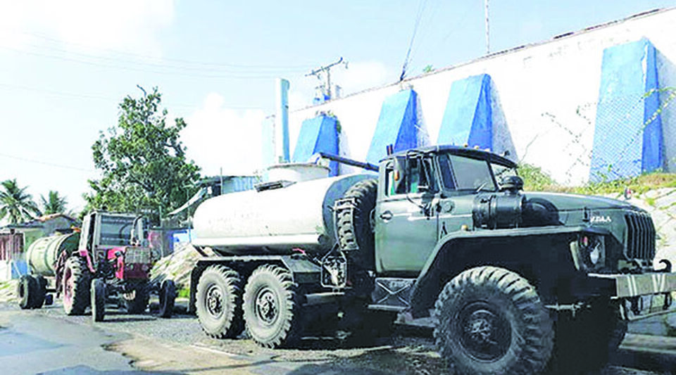 Some 3,000 people from Pinar del Río receive water once a month