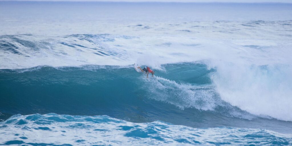 Surfing: Ítalo Ferreira advances straight to the 3rd stage of Sunset Beach