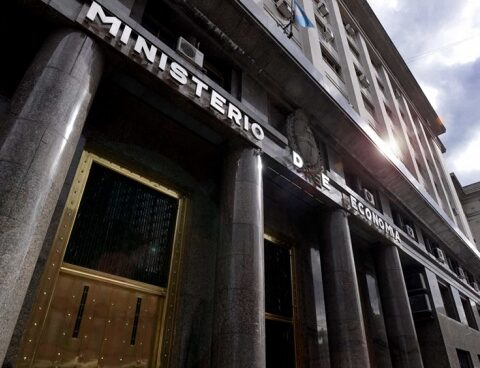 The Government completed its largest tender and achieved the financing of $60,000 million