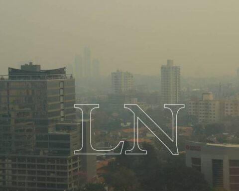 The air quality in Paraguay is "unhealthy" due to fires