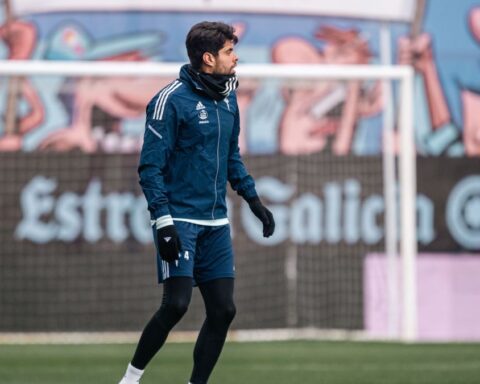 El central mexicano Néstor Araújo, durante un entrenamiento del Celta en Balaídos.