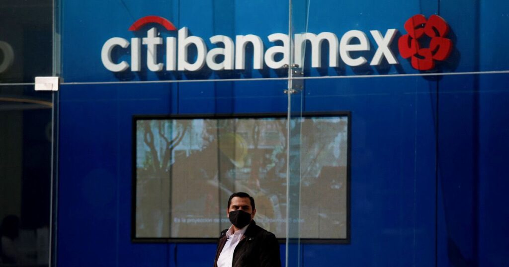 The sale of Banamex and oil will save the Treasury this year