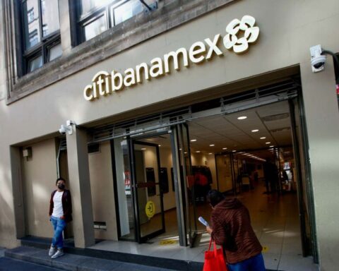 The sale of Banamex will take place until 2023