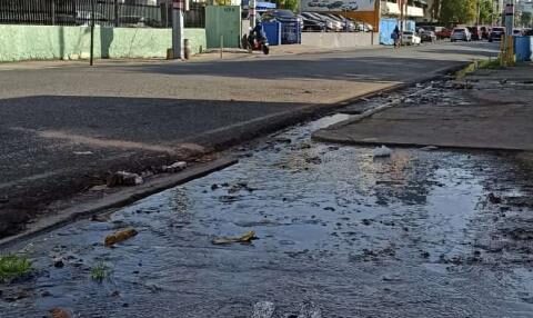 The water leak is on Gustavo Mejía Ricart street