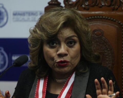 “There are revealing indications that Zoraida Ávalos is part of The White Necks”, affirms the anti-corruption attorney