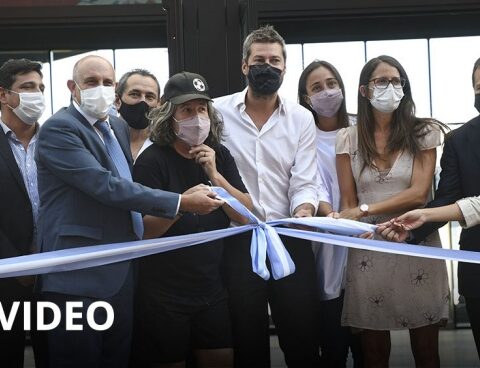 They inaugurated a sports center, a dream come true for girls and boys from Barrio 31