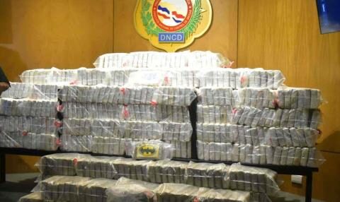 They occupy 848 packages of drugs and arrest four Dominicans in La Altagracia and Barahona