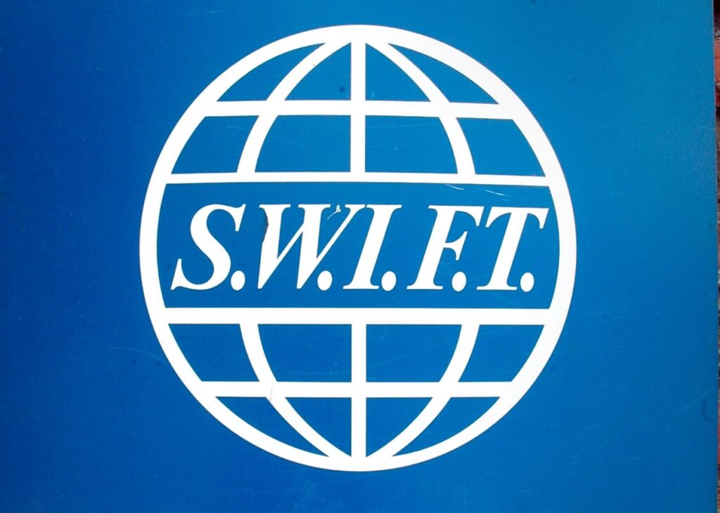 US and EU agree to remove “certain” Russian banks from Swift system