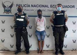 Agresión. La madrastra de los niños fue detenida en diciembre de 2021. Es culpada de haber introducido un palo en la cavidad anal del menor de 6 años.