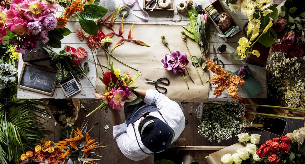 Valentine's Day will boost flower shop sales to pre-pandemic levels