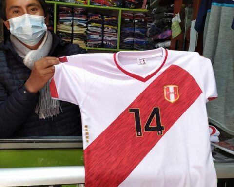 Victories of the Peruvian National Team boost the textile economy in Huancayo