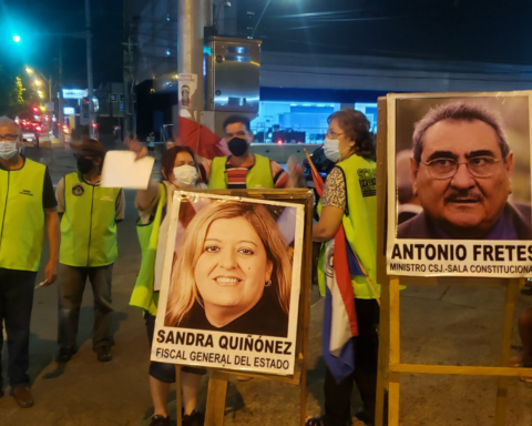 “We are fed up”, they demand the resignation of Quiñónez