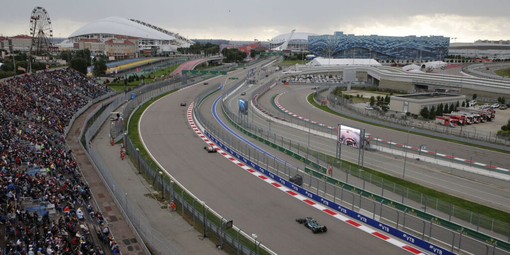 With Russia on the world circuit, F1 follows events in Ukraine