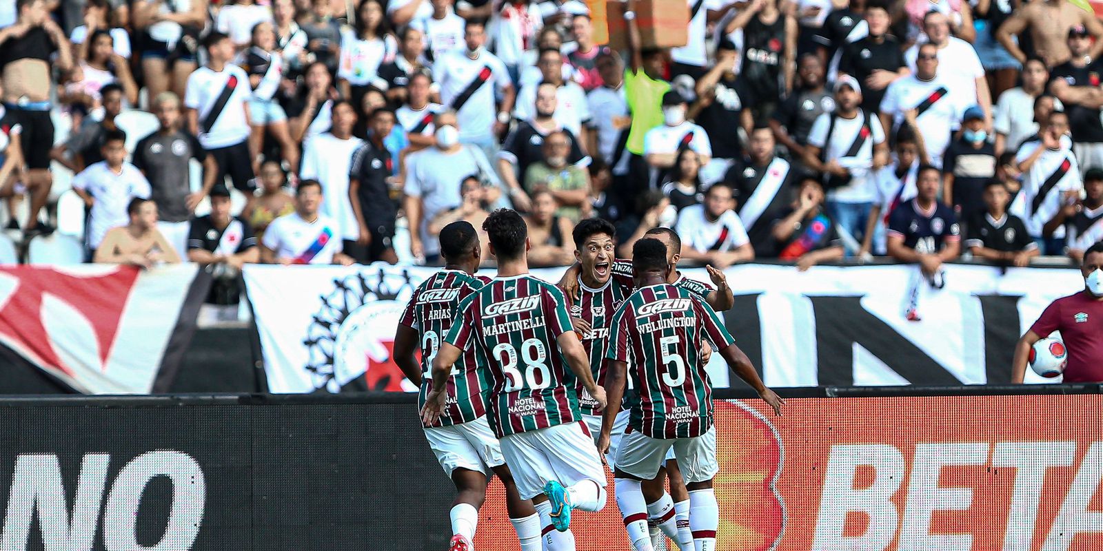 With reserve team, Fluminense overcomes Vasco and maintains leadership