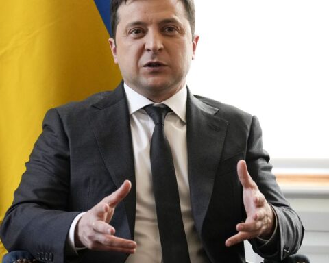 Zelensky thanks UN advisers for votes against Russia