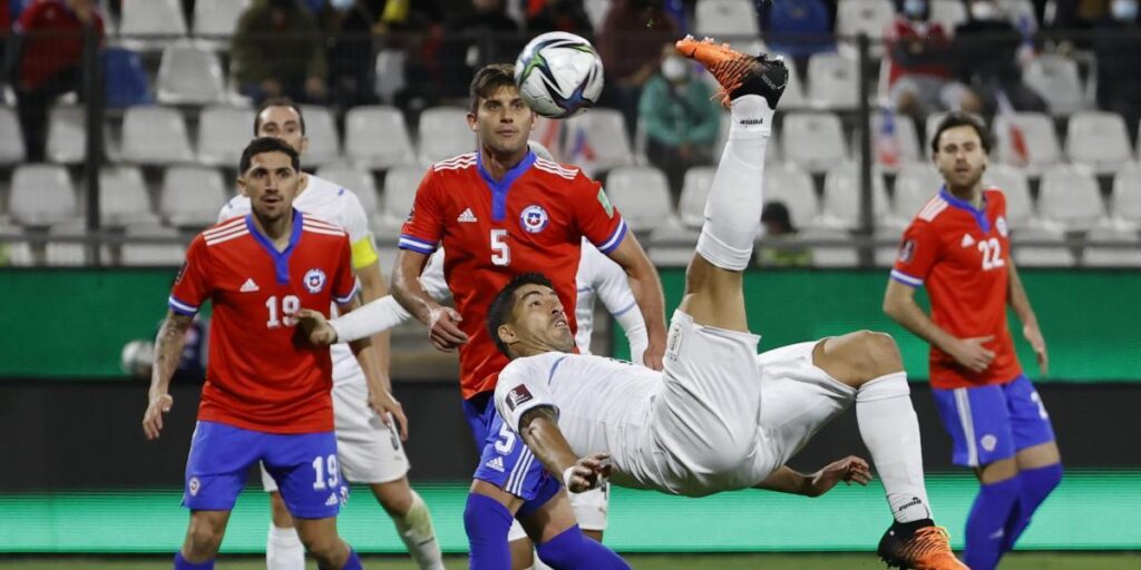 0-2: Luis Suárez, top scorer in the South American qualifiers