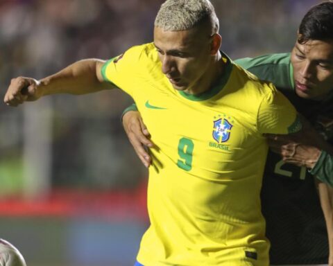 0-4: Brazil win in La Paz and beat an Argentina record