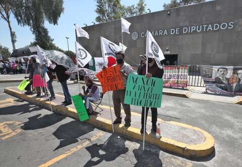 Julio Hernández López: Shipyard