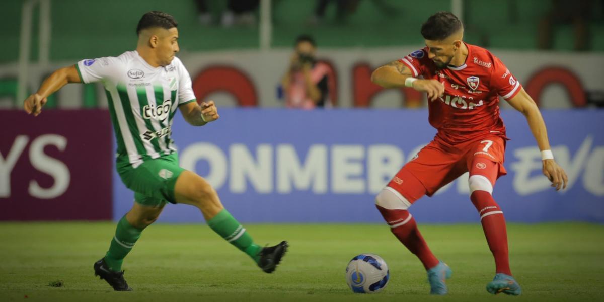 3-0: Suárez and Zazpe qualify for Oriente Petrolero