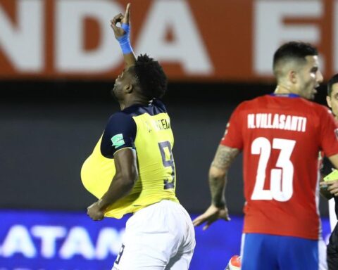 3-1: Ecuador qualifies despite 'puncturing' against Paraguay