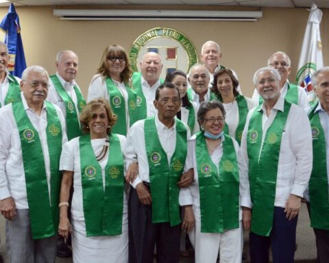 Un anhelado encuentro de egresados de Unphu