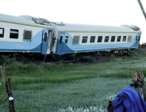 A train derailed 10 kilometers from the city of Olavarría