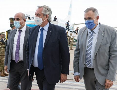 Albert Fernandez: "We are next to those who today seek to progress"