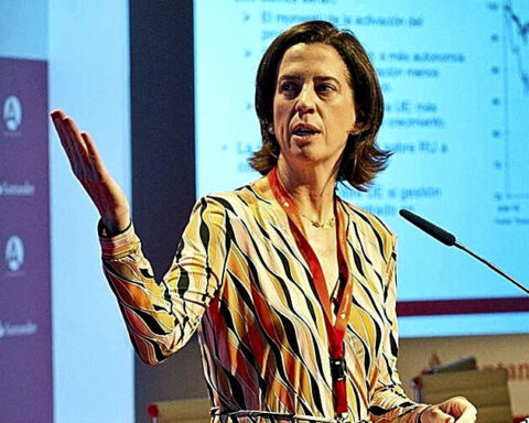 Ana Botín and Carlos Torres agree that Kindelán will represent them and dispense with the Bank of Spain's quarry