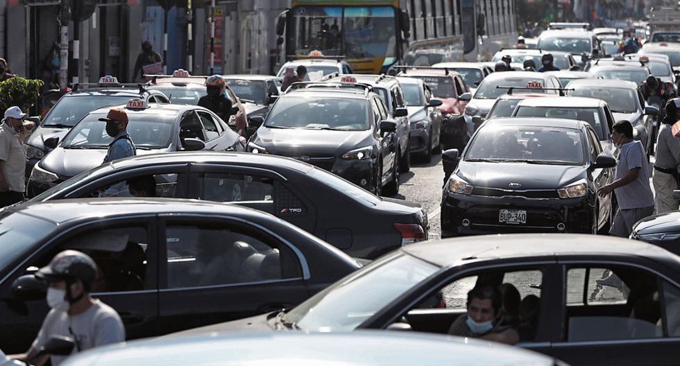 Back to school increased the demand for taxis by application in Metropolitan Lima by 30%