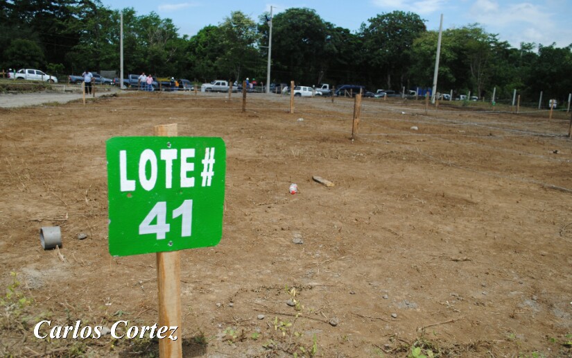 Beneficiaries of the Bismarck Martínez land program denounce "delays" by the Managua Mayor's Office