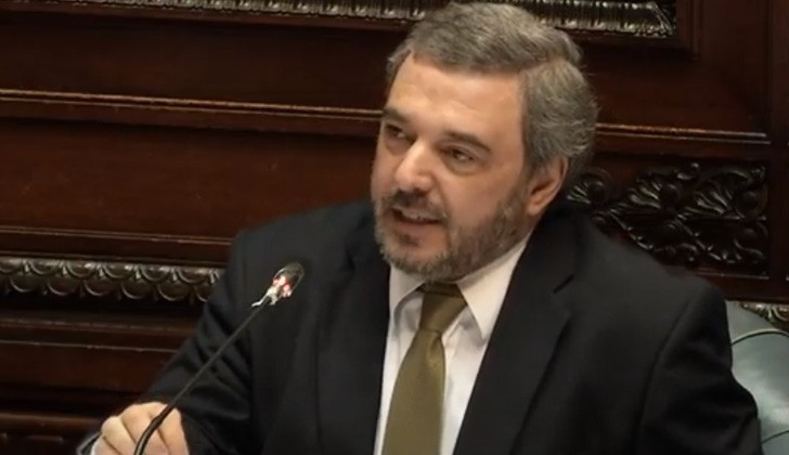 Bergara: Lacalle did not mention the reduction of salaries and liabilities or the increase in taxes and fees