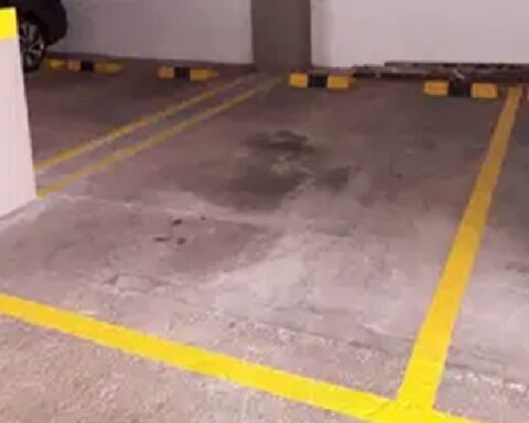 By mistake, the parking garage charged 175 million to a driver in Envigado for "an hour and a half" of parking