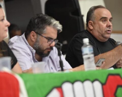 COFE: "The government continues to put its hand in the pocket of workers and passive"