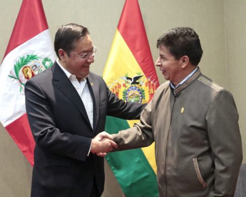 Castillo thanks the president of Bolivia for a message of support in the face of the vacancy motion