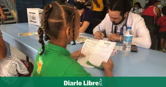 Children from Santiago Oeste benefited from a health day