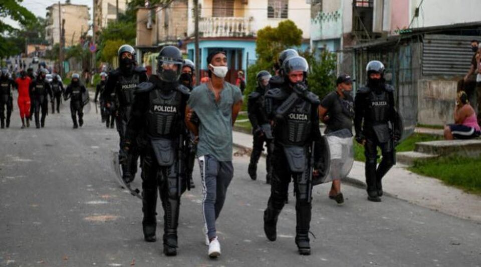 Cuba reinforced its "freedom control machinery" after 11J, says Amnesty International
