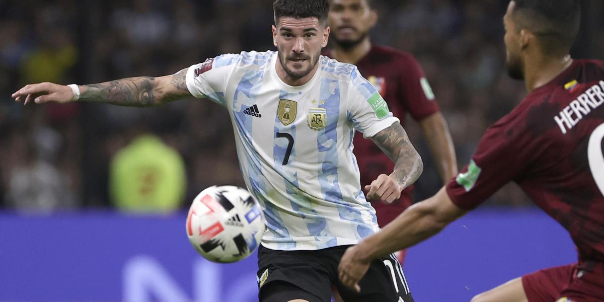De Paul is still 'on fire', double assists with Argentina