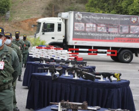 Disabled 16,086 weapons seized by the FANB