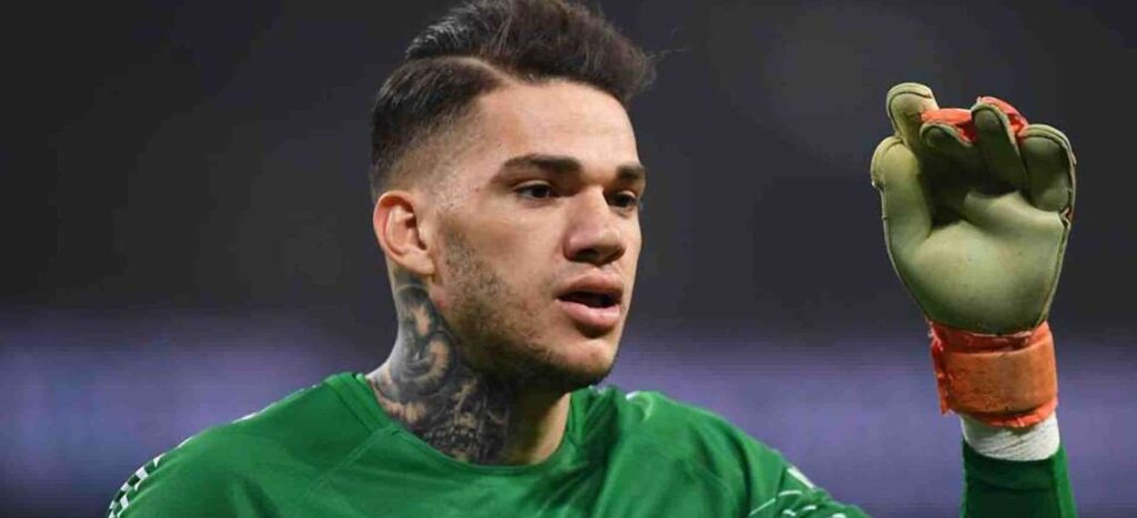 Ederson becomes the third casualty in the Brazilian team