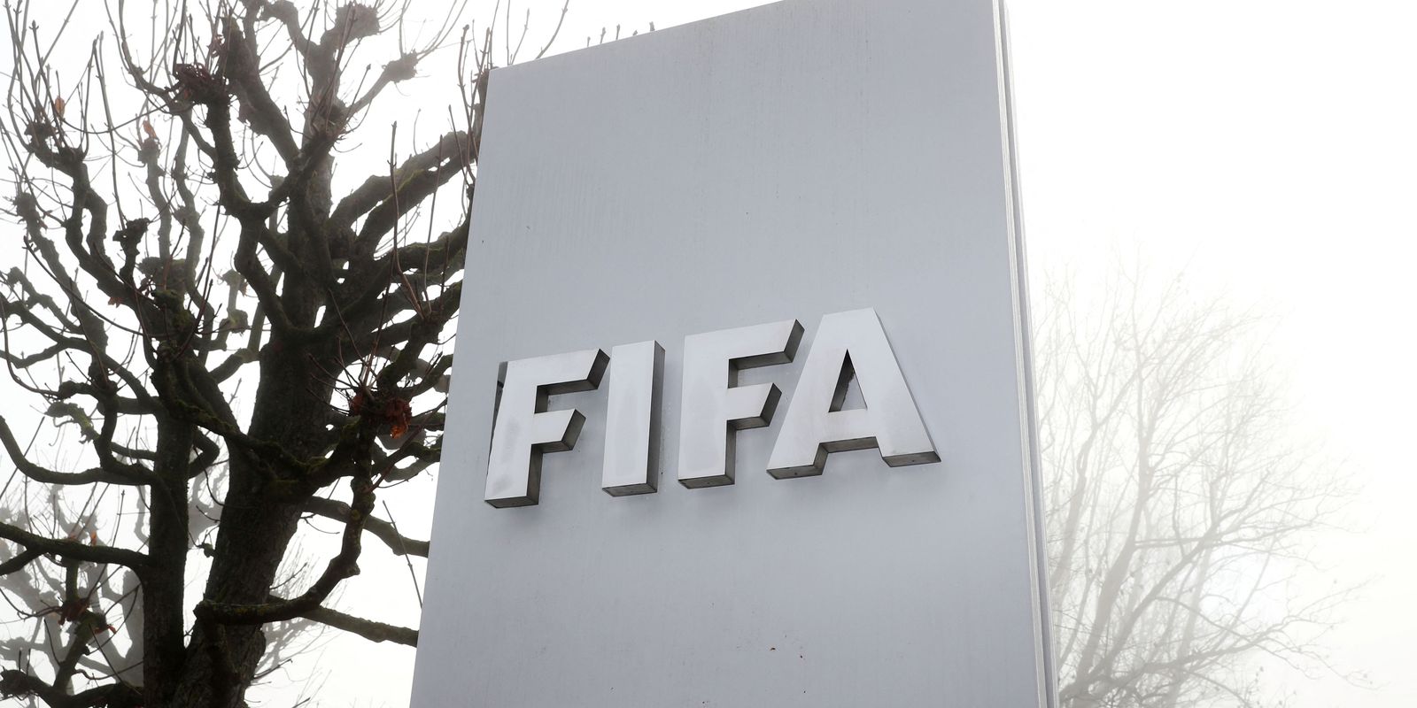FIFA changes Ukrainian player transfer rule