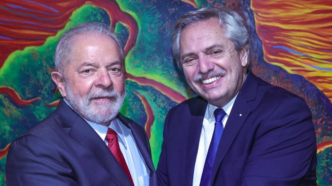 Fernández said that Lula is the "regional leader that Latin America needs"