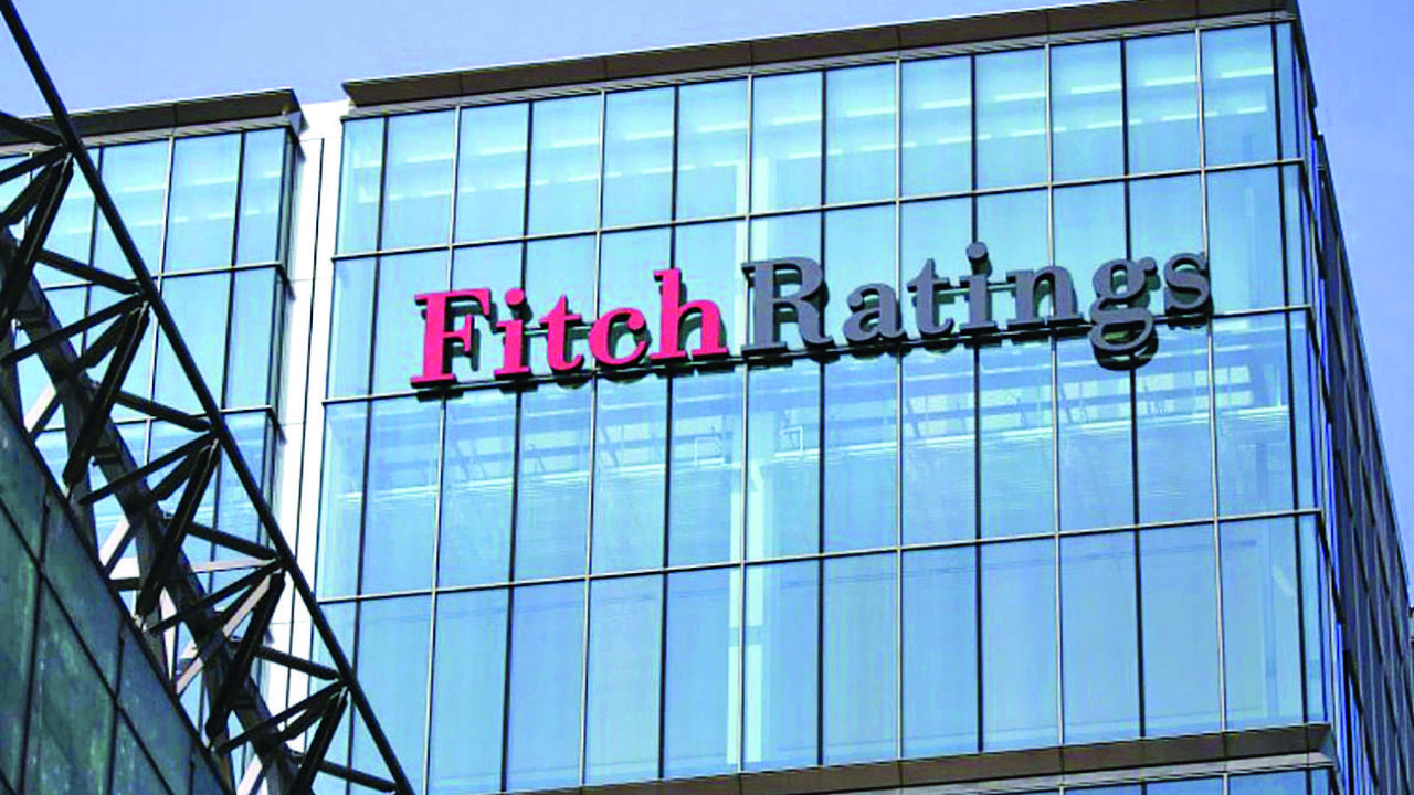 Fitch Ratings assigns a "B" rating to Bolivian bonds;  expert says the country is seen as risky