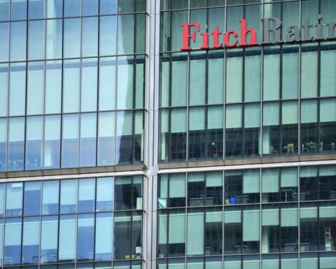 Fitch further downgrades Russia and sees imminent debt default