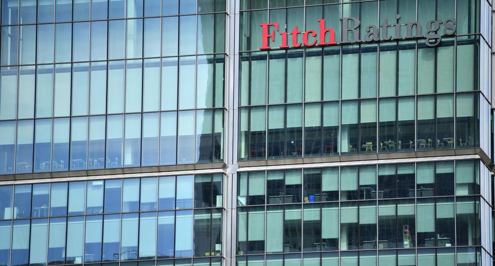 Fitch further downgrades Russia and sees imminent debt default